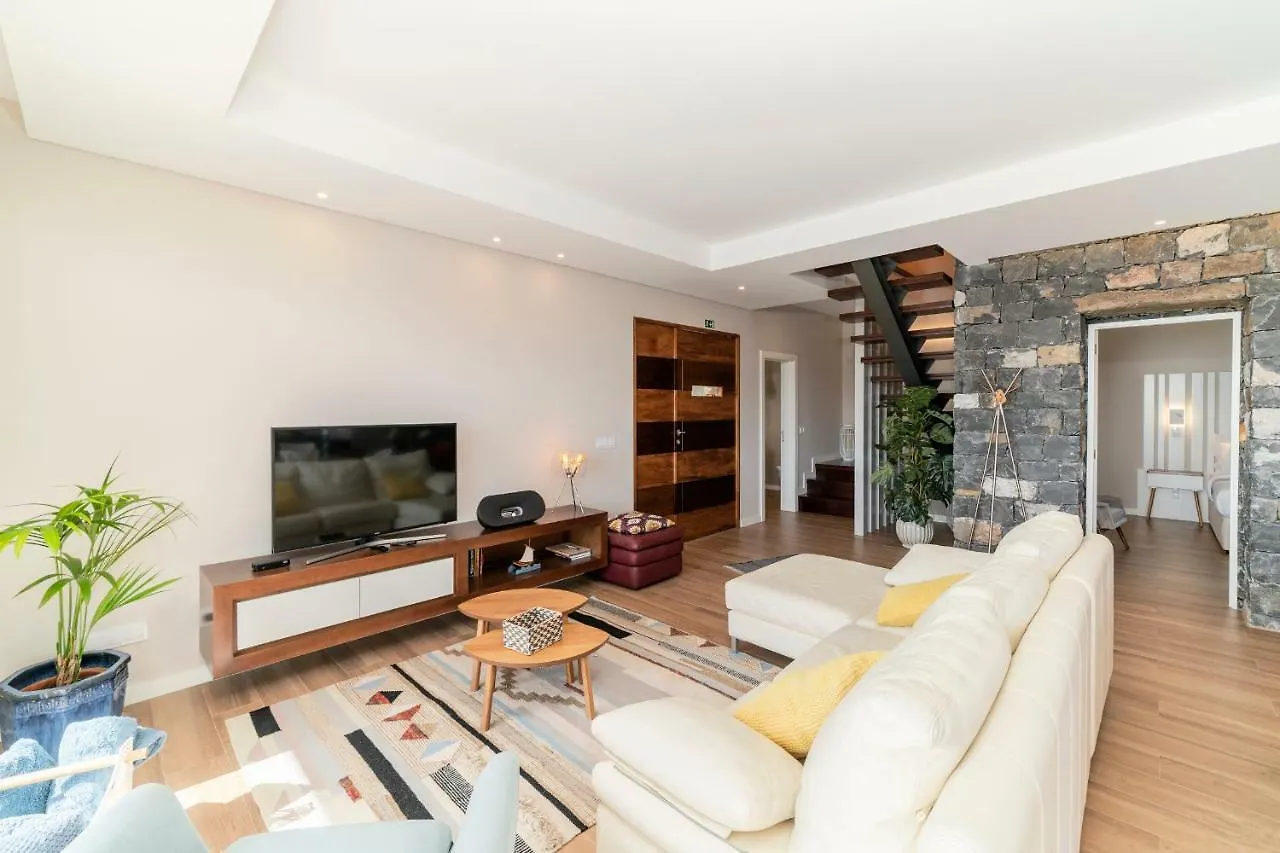 New! Villa Alvinho| Lifestyle&Nature | Heated Pool Funchal  Funchal (Madeira)